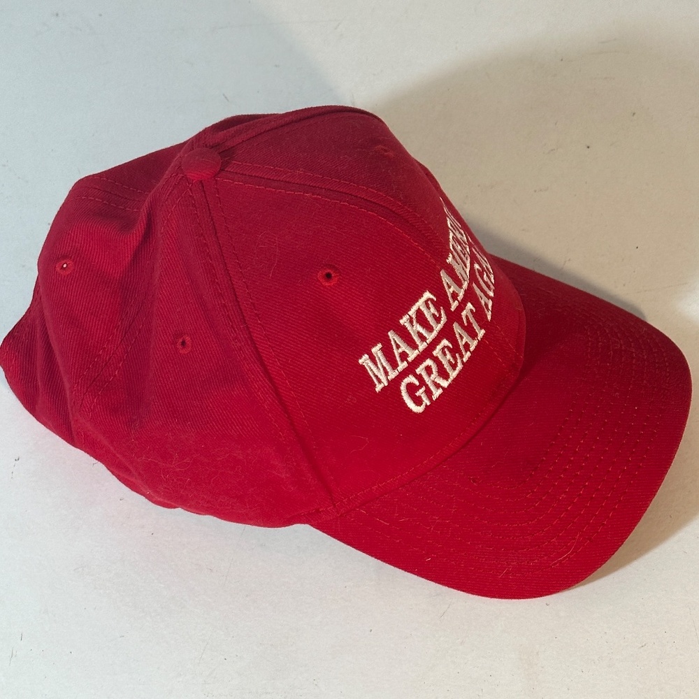 NWT Donald Trump 2024 Republican Make America Great Again Red Cap Adjustable Hat - Picture 6 of 7